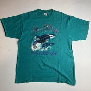 Vintage 90’s MADE IN USA Seaworld T-Shirt Aqua Blue Large XL Sea Whale Dolphins